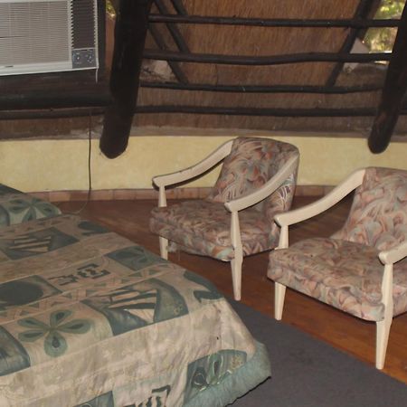 Mosi-Ua-Tunya Lodge 维多利亚瀑布 外观 照片